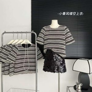 Vải thời trang ren chỉ hoa sao đen